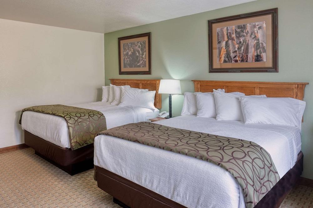The Ridgeline Hotel At Yellowstone, Ascend Hotel Collection Gardiner Exteriér fotografie