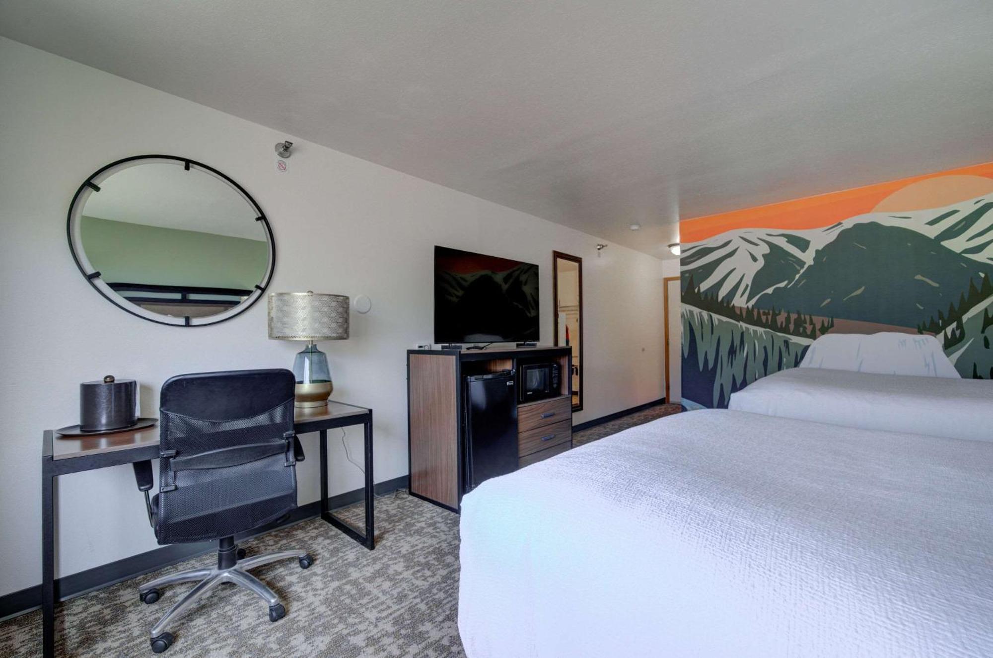 The Ridgeline Hotel At Yellowstone, Ascend Hotel Collection Gardiner Exteriér fotografie