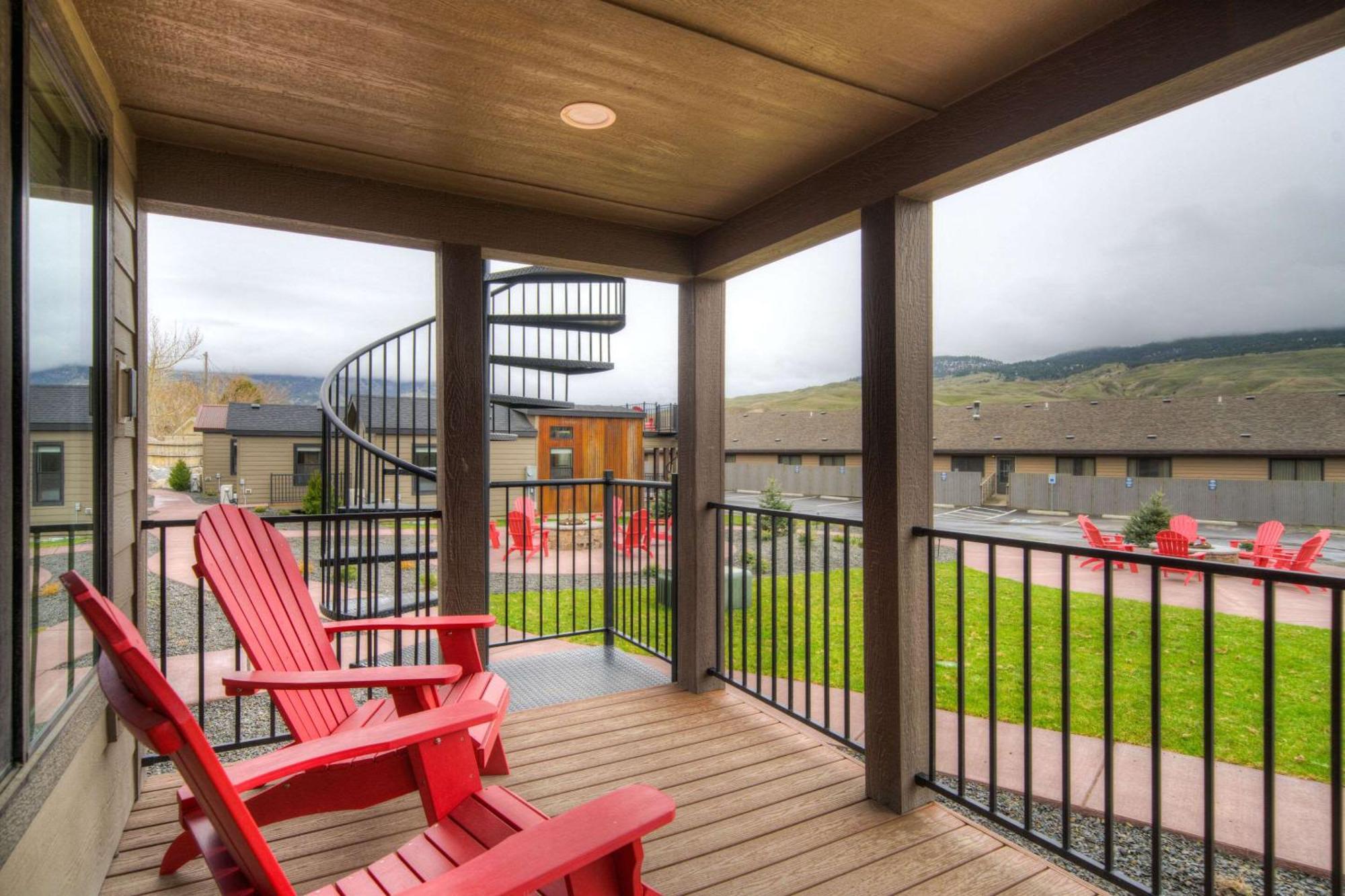 The Ridgeline Hotel At Yellowstone, Ascend Hotel Collection Gardiner Exteriér fotografie